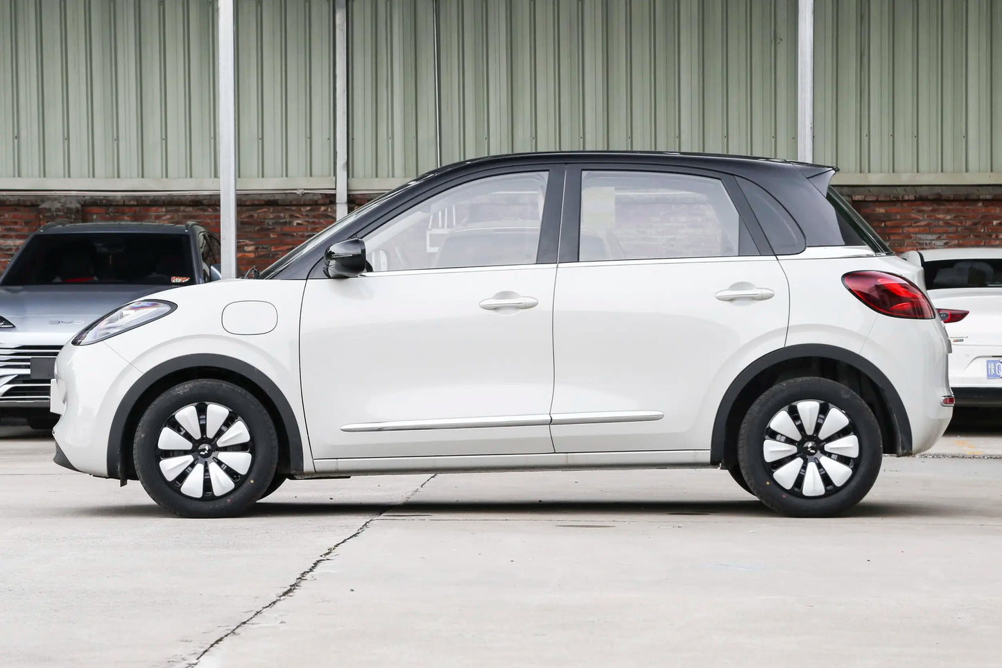 Wuling Bingo Binguo Электрический EV, компактный автомобиль, 4-местный 5-дверный 5-местный фастбэк, новые энергетические транспортные средства, RHD электромобили