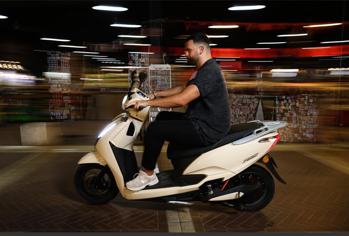Электрический летающий тигр, 2000W Motor, Электрический аккумулятор для двух человек, электрический велосипед, электрический мотоцикл,