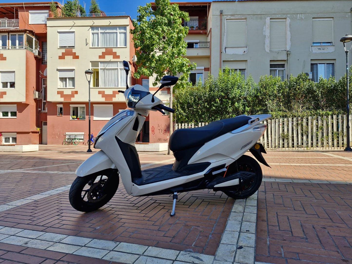 Электрический летающий тигр, 2000W Motor, Электрический аккумулятор для двух человек, электрический велосипед, электрический мотоцикл,